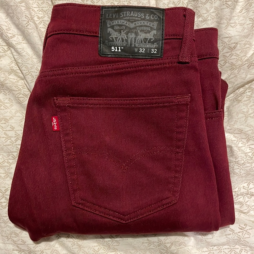 Mens Levi’s 511 jeans, 32x32, burgundy